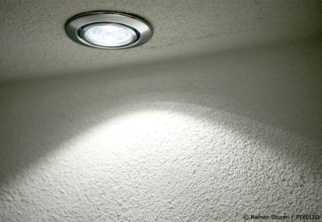 Kleines badezimmer schrage ~ digrit.com for .